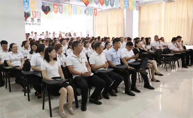 集團(tuán)七月份表彰會(huì) 集團(tuán)七月份表彰會(huì)